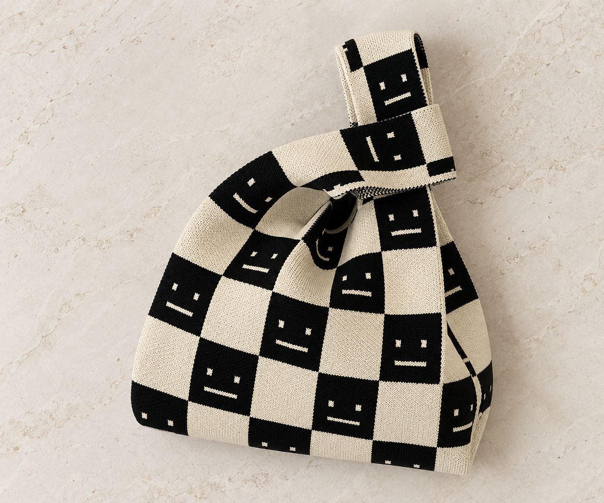 Knot Wrist Bag